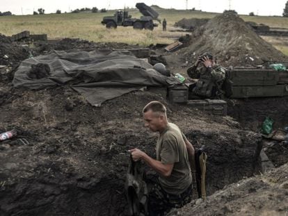 Soldados ucranios cerca de Shchastya, en la región de Lugansk, el 18 de agosto