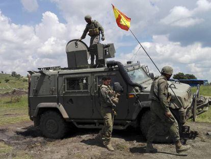 Soldados espa&ntilde;oles participan en el ejercicio Noble Jump de la OTAN en Ruman&iacute;a.