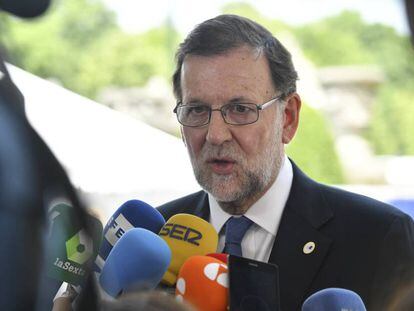 Rajoy a su llegada a la reunión del Partido Popular Europeo.