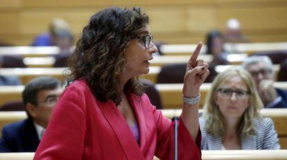 La ministra de Hacienda, María Jesús Montero, la semana pasada en el Senado.