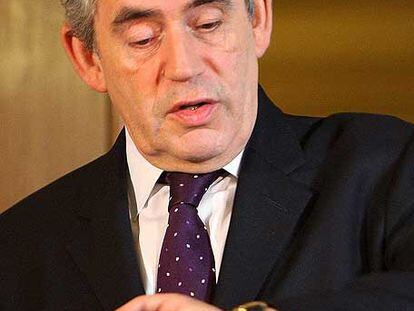Gordon Brown durante la presentación de las medidas.