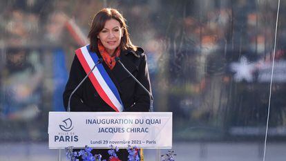 La alcaldesa de París, Anne Hidalgo,