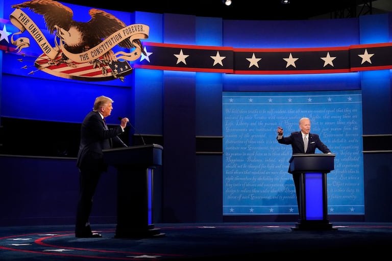 Un momento del debate presidencial entre Donald Trump y Joe Biden.