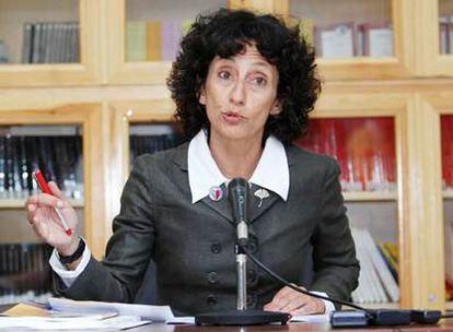 Mercedes Cabrera, durante la presentación del informe sobre los planes PROA.