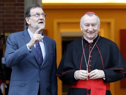 Mariano Rajoy recibe al secretario de Estado del Vaticano, Pietro Parolin.