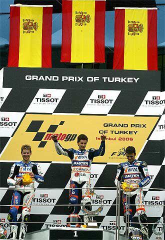 Bautista, Faubel y Gadea, en el podio de 125cc de Estambul.