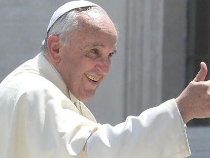 El papa Francisco a su llegada el mi&eacute;rcoles a la Plaza de San Pedro.