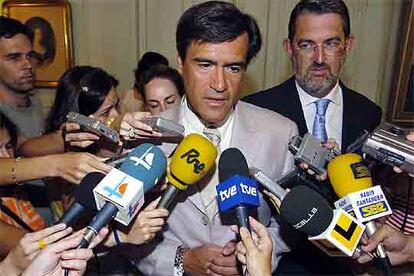 El ministro Juan Fernando López Aguilar, antes de participar en un curso de verano en Santander.