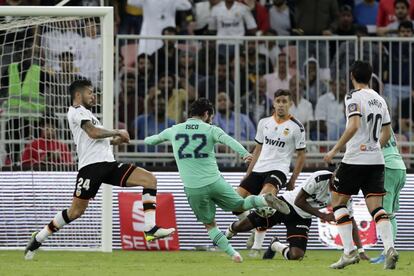 Isco marca el segundo gol del Real Madrid. 