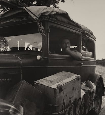 Carros na estrada, 1936. Library of Congress