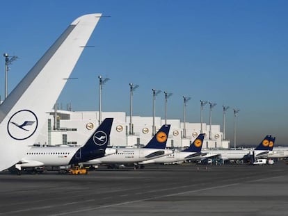 Lufthansa y TAP cancelan más de 8.000 vuelos entre marzo y abril por la caída de la demanda