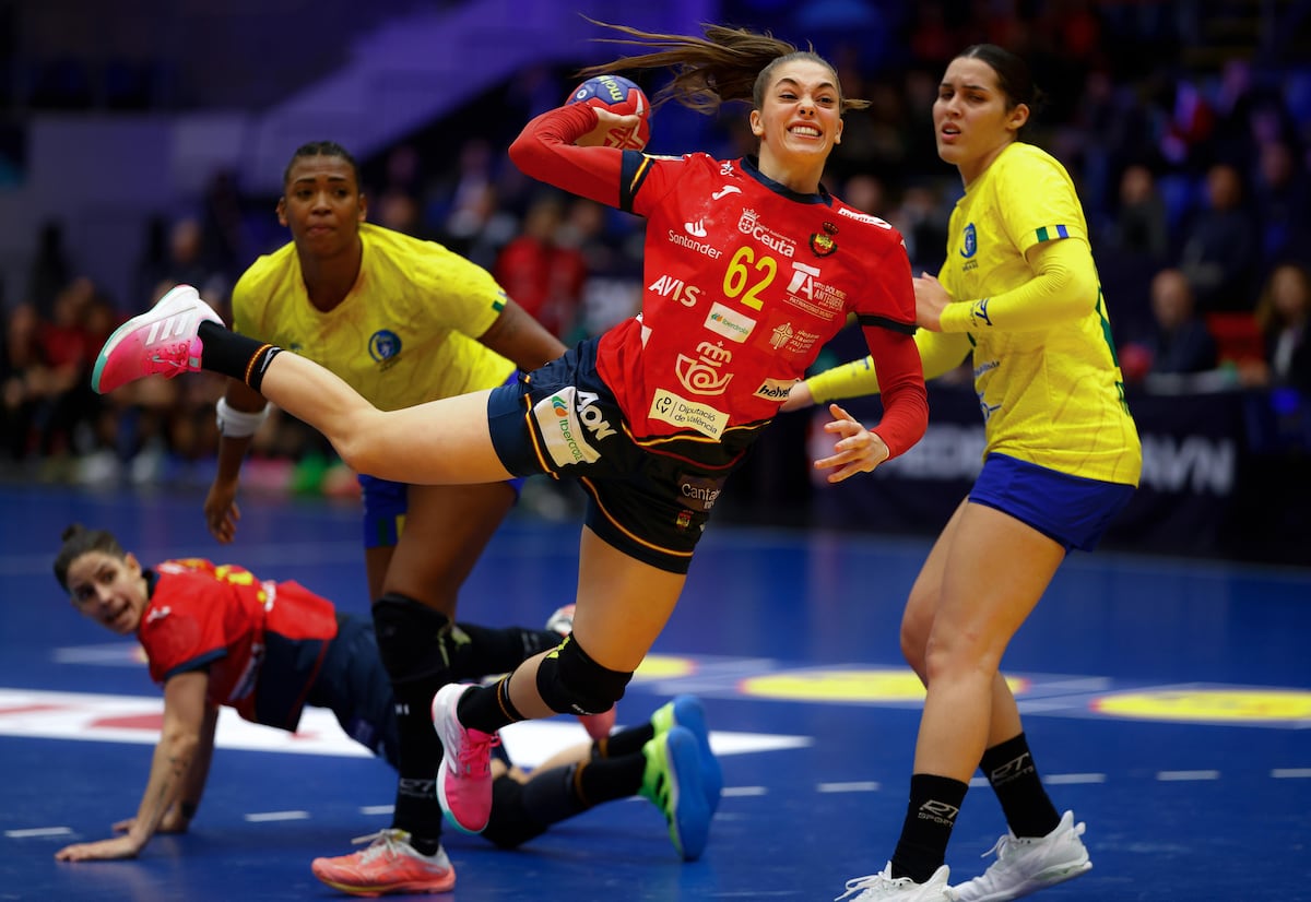 España revive de forma agónica ante Brasil en el Mundial femenino de ...