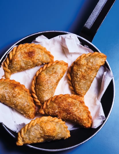 Empanadillas de guiso de carne. Imagen proporcionada por Planeta Gastro.