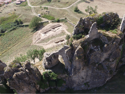 Castillo y aljama judía excavada en Pancorbo (Burgos).