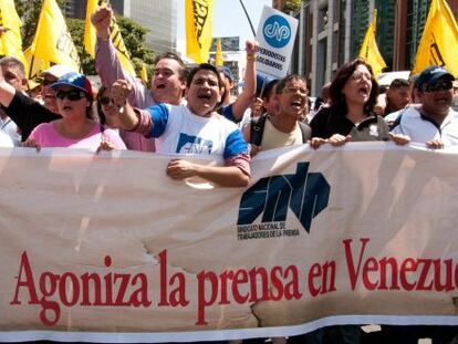 Protesto de jornalistas em Caracas em 11 de fevereiro.