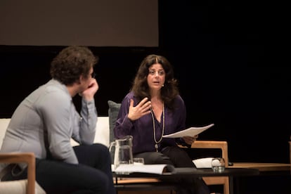 La escritora Nathalie Handal, en la jornada del domingo de las III Trobades Albert Camus, en Sant Lluís (Menorca).