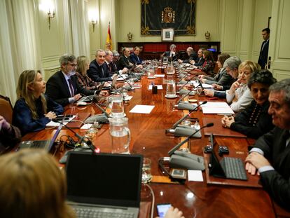 Carlos Lesmes preside una reunión del pleno del Poder Judicial, en enero de 2020.