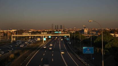 Boina de contaminación de Madrid vista desde la M- 40 a la altura de Pozuelo de Alarcón, en una imagen de archivo.