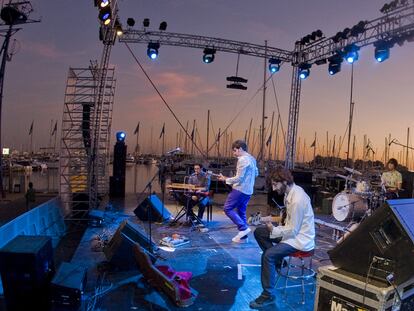 Un momento de la actuación de Leda Tres en el festival Monkey Week, en El Puerto de Santa María (Cádiz).