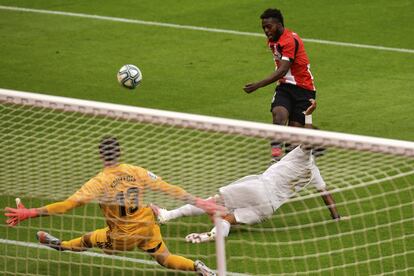 Iñaki Williams, en una ocasión de gol.