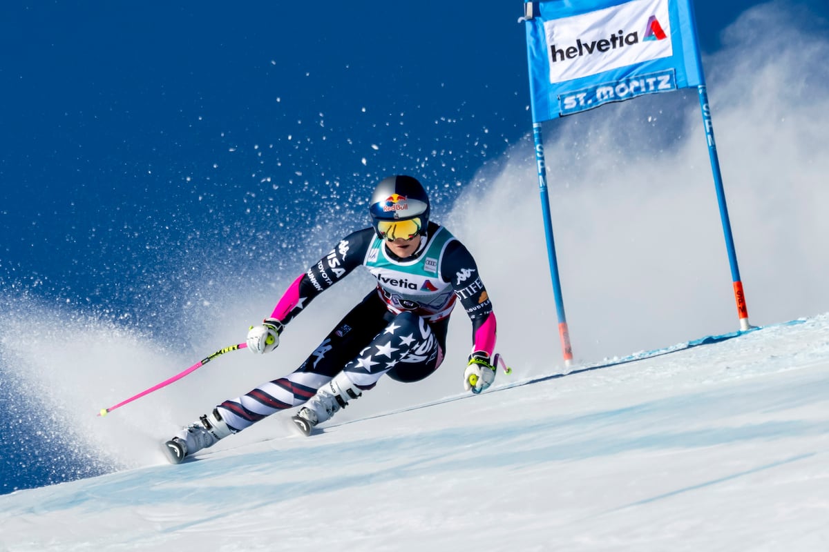 Qué hay detrás de la gesta de Lindsey Vonn, la leyenda del descenso que asombra al mundo con 41 años