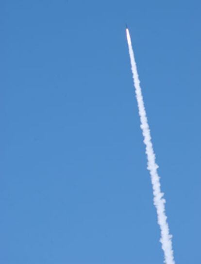 El  interceptor lanzado desde la base aérea de Vandenberg, California.