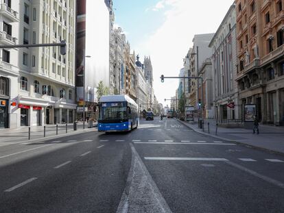 La Gran Vía, vacía tras la declaración de estado de alarma por el Covid-19.