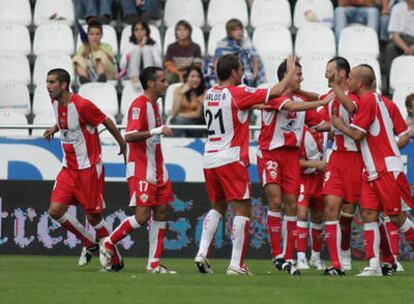 El Almería da un auténtico recital en su debut en Primera