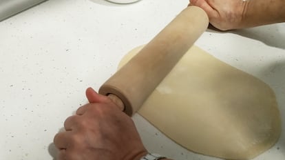 Este rodillo de cocina para amasar está fabricado para lograr masas uniformes y finas en la cocina.