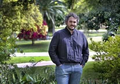 “El gran problema és que som a la vora d’un precipici com a planeta i tothom calla”, denuncia Andreu Escrivà.