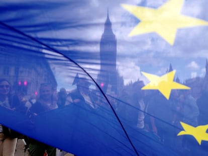 Uma bandeira europeia em Londres.