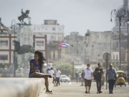 L Havana espera retreta el comiat de masses al líder de la revolució. Les Dames de Blanc, opositores al règim, suspenen la seva marxa dels diumenges