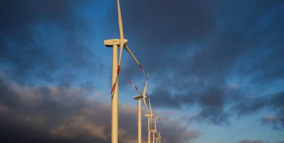 Aerogeneradores de Acciona.