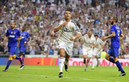Cristiano Ronaldo celebra el primer gol durant la semifinal de la UEFA Champions League.