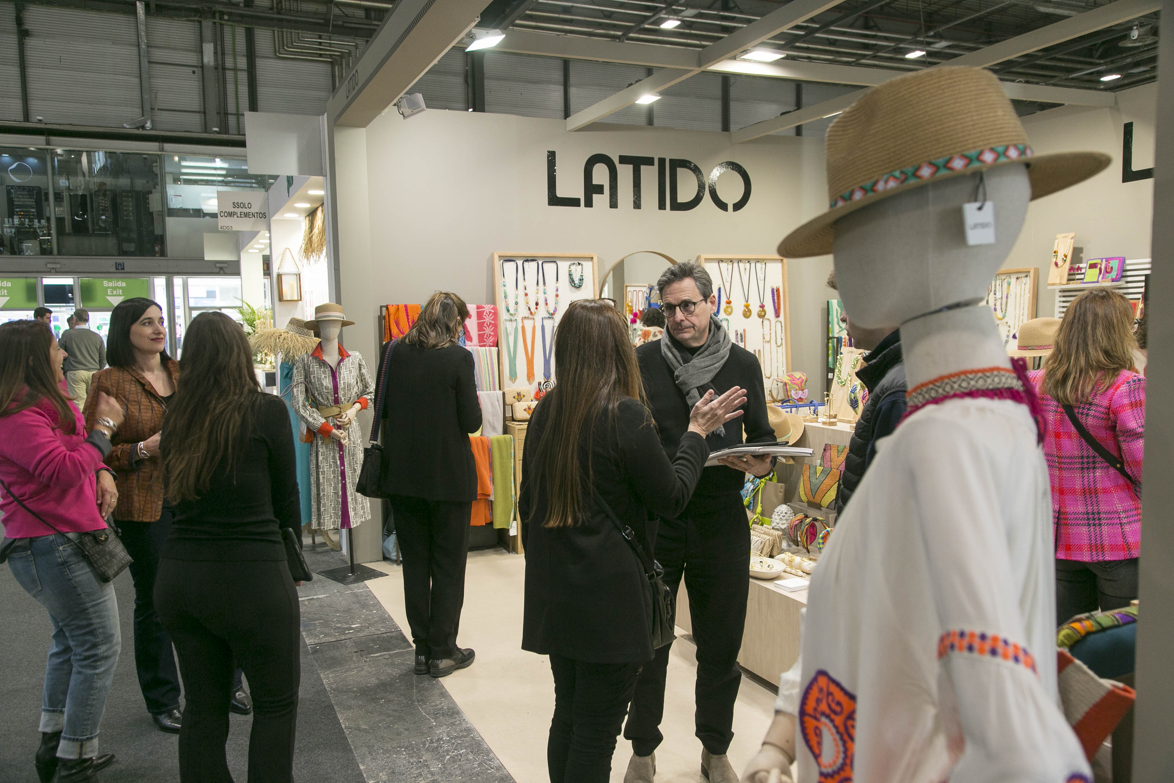 Visitantes en la pasada edición de Bisutex.