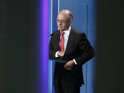 El coordinador de Economía del PP, Cristóbal Montoro, ayer en la sede central del PP.