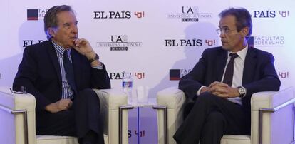 Iñaki Gabilondo y Jordi Gual, este martes.