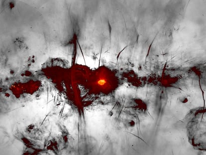 Imagen del centro de la Vía Láctea tomada con el radiotelescopio MeerKAT.