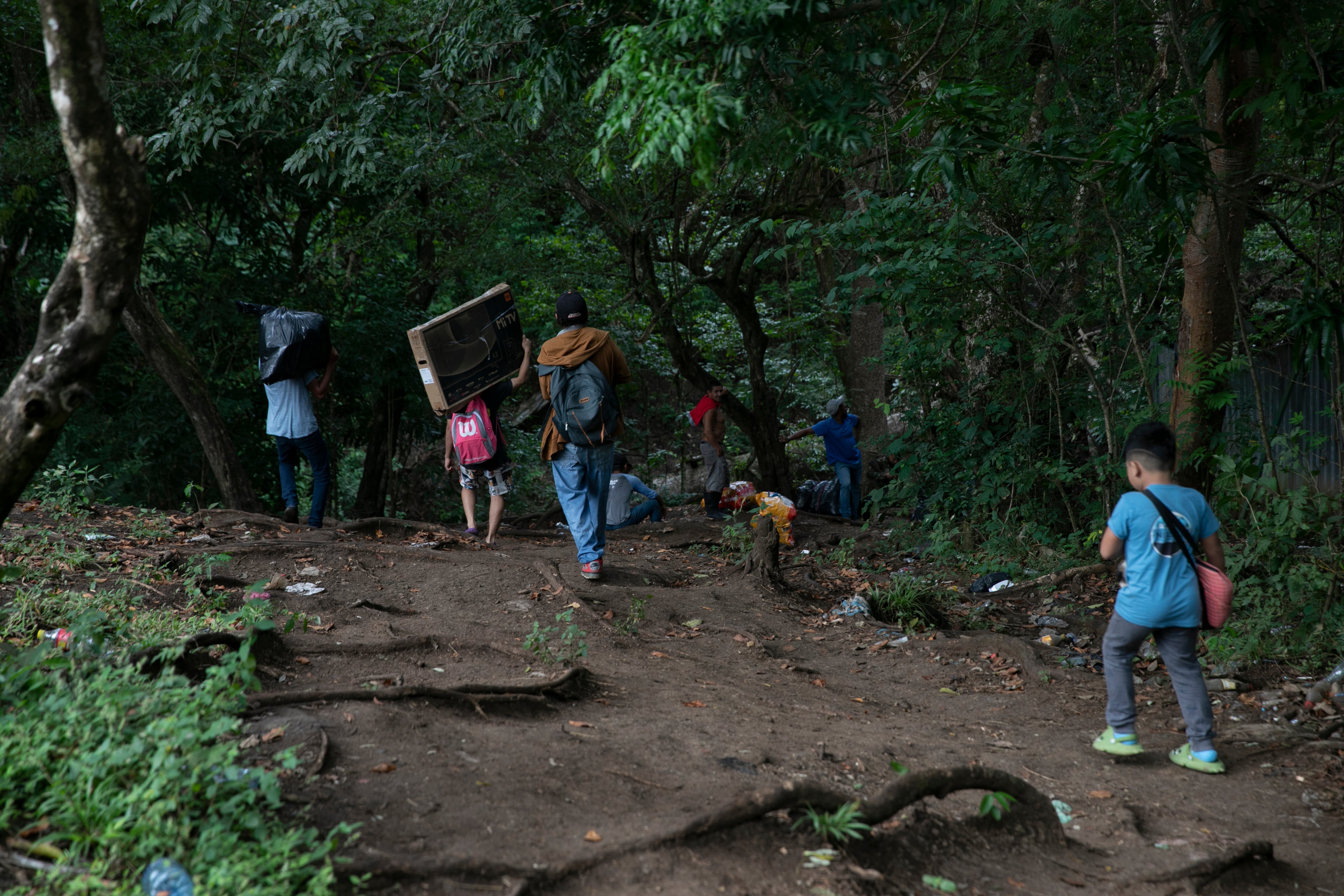 Cruzar la frontera entre Nicaragua y Costa Rica: el desafío ciudadano al totalitarismo migratorio de Ortega y Murillo