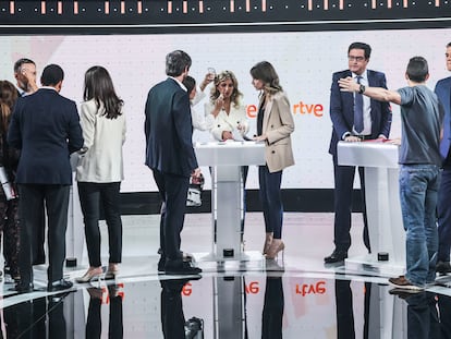 Pedro Sanchez, Yolanda Díaz y Santiago Abascal, este miércoles, en el debate de RTVE.