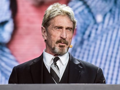 John McAfee, creador del antivirus del mismo nombre, en una conferencia en Pekín (China) en agosto de 2016.