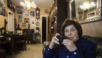 Roser Martinez Rochina, en su casa de Barcelona