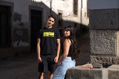 Becarios