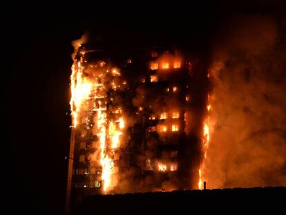 Incendi en un edifici de Londres.
