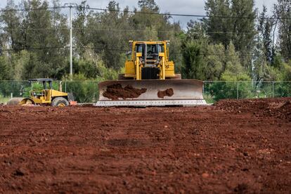 Obras de construcción de un vivero en el Parque Ecológico de Texcoco.