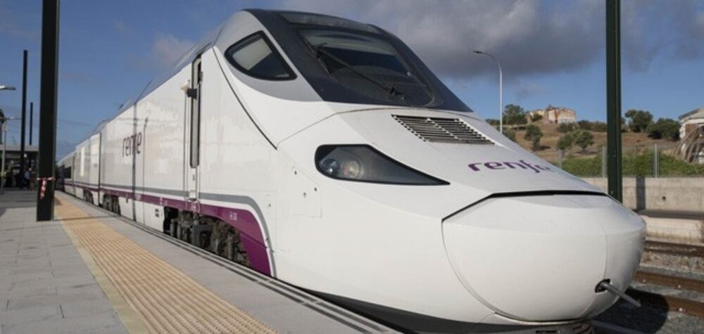 Muere un hombre al ser arrollado su coche por un tren en Talavera de la ...