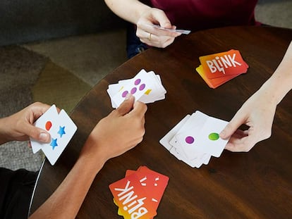 Estos juegos de mesa de cartas te brindarán diversión por horas en tus viajes