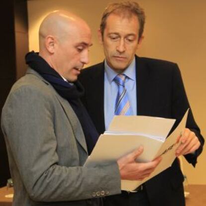 Llorente junto a Luis Rubiales, presidente de la AFE