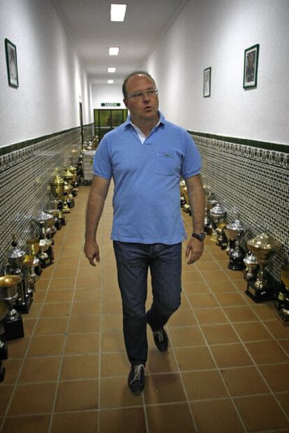 Pepe Mel, en la ciudad deportiva del Betis.