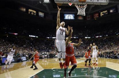 El tiro ganador de Bayless sobre la bocina.